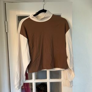 Athleta size small long sleeve mock turtleneck